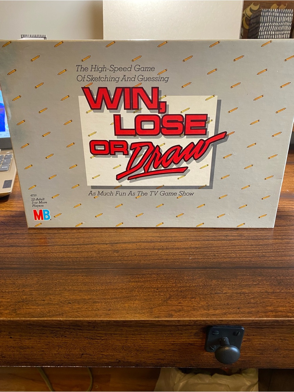 Vintage Win, Lose or Draw Board Game